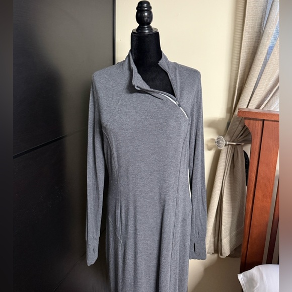 Telluride Clothing Company Gray Zip Dress
(Large) - Picture 4 of 7